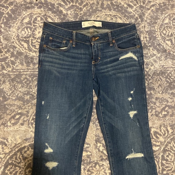 Abercrombie And Fitch New York Womens Distressed Blue Jeans Size 4R/27 - Picture 3 of 7